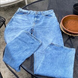 Zara Blue Relaxed Jeans Timeless Denim Style